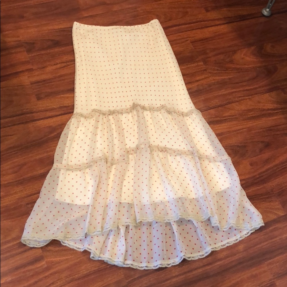 MW skirt